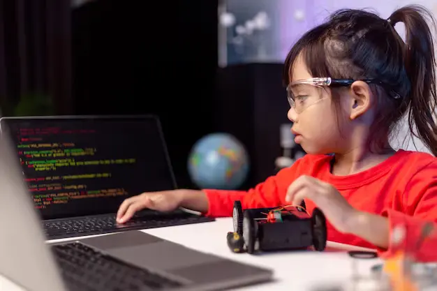 Asia students learn home coding