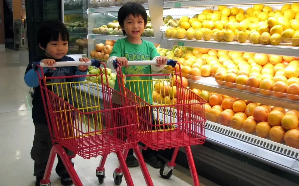 Kid shop purchasing