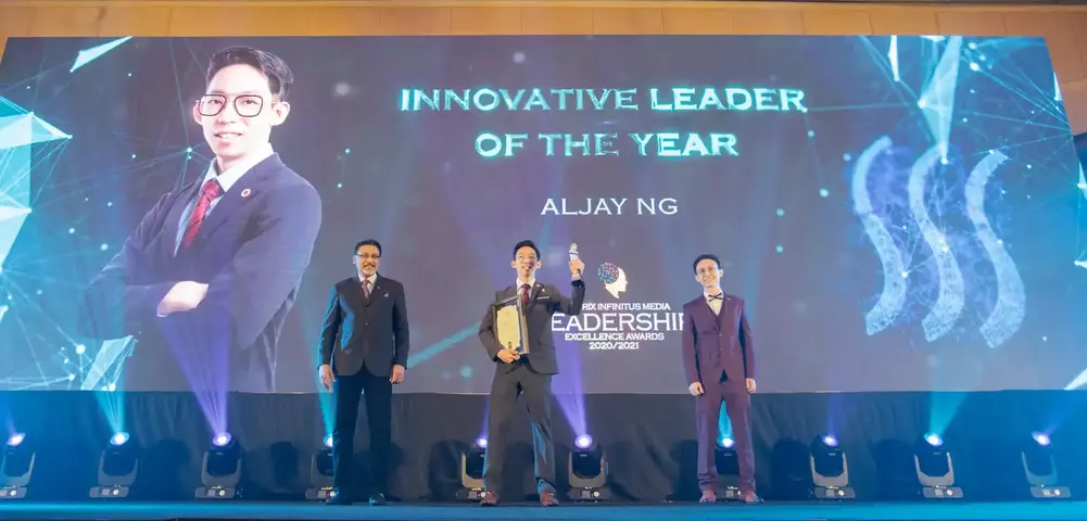 Leadership award advaspire founder
