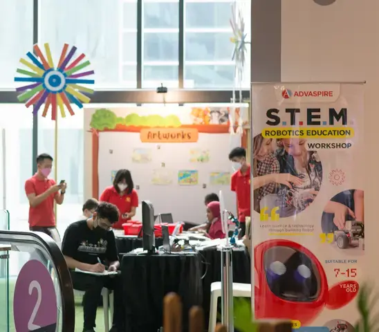 Learn coding with advaspire