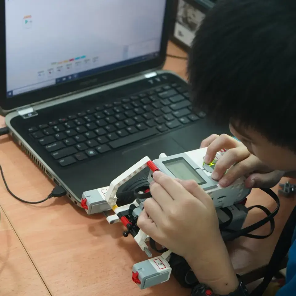 EV3 class at Advaspire