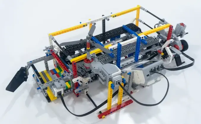 Project lego robotics university student team